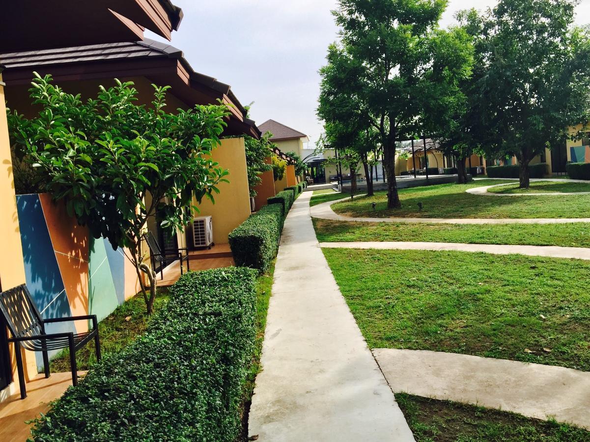 Green Adamas Resort Chumphon Exteriör bild