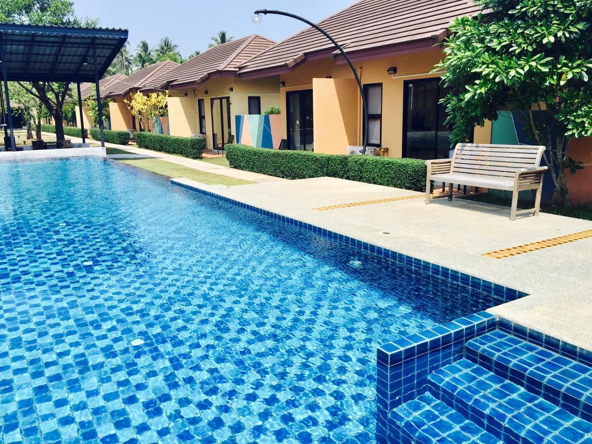 Green Adamas Resort Chumphon Exteriör bild