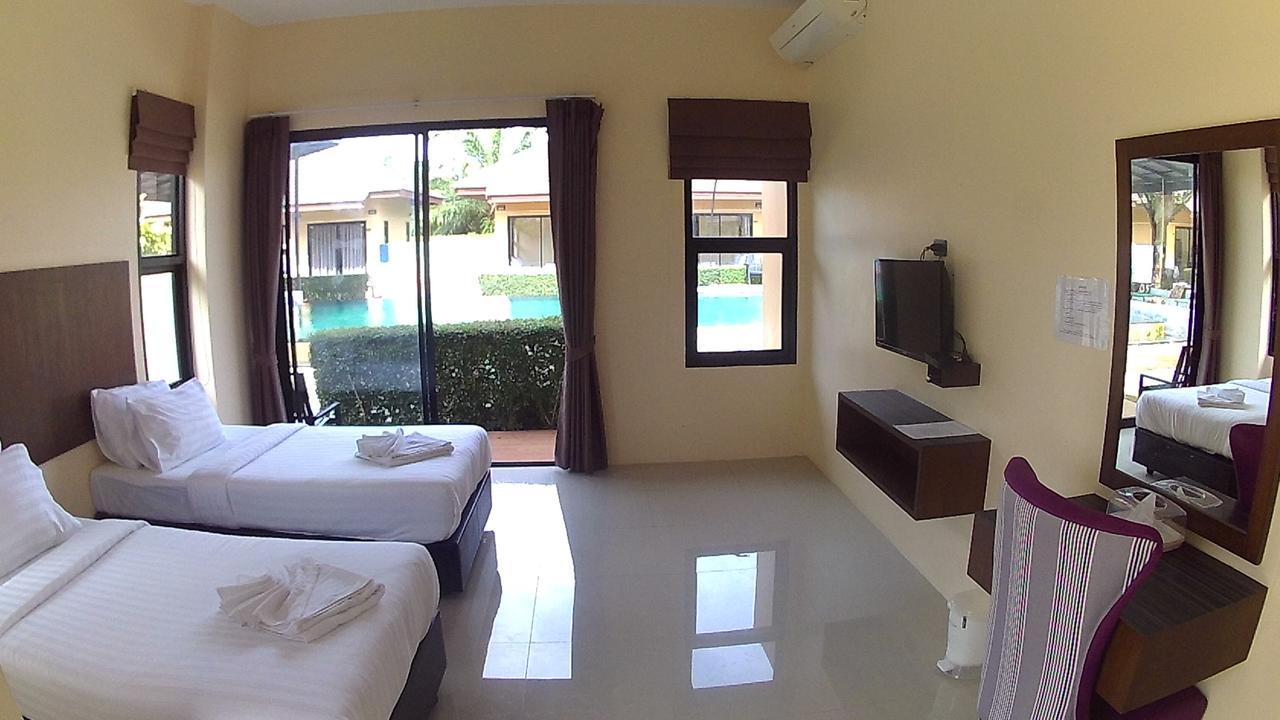 Green Adamas Resort Chumphon Exteriör bild